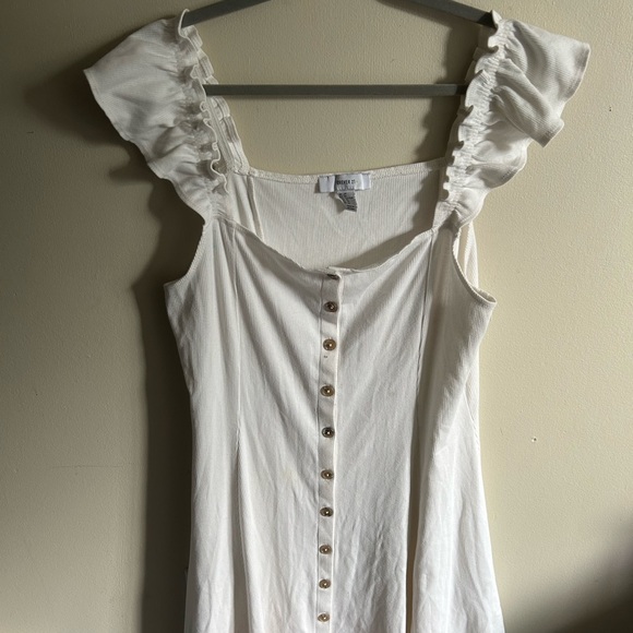 Plus Dainty White Midi Dress - Picture 5 of 10